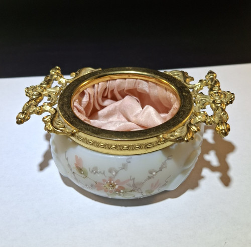 Antique monroe wave crest - monroe,