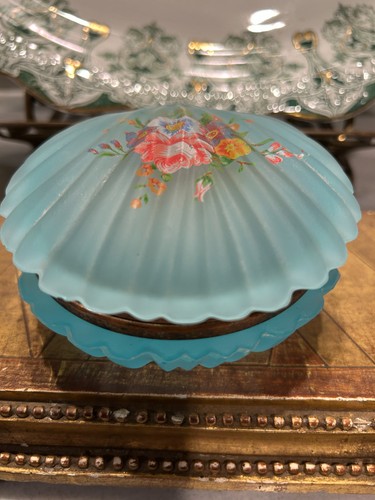 Antique wave crest - wave, blue