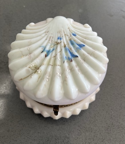 Antique wavecrest double shell - wavecrest,