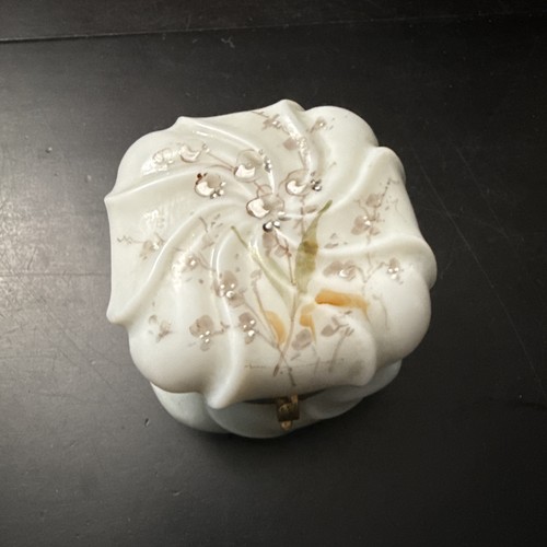 Antique victorian wavecrest - victorian,